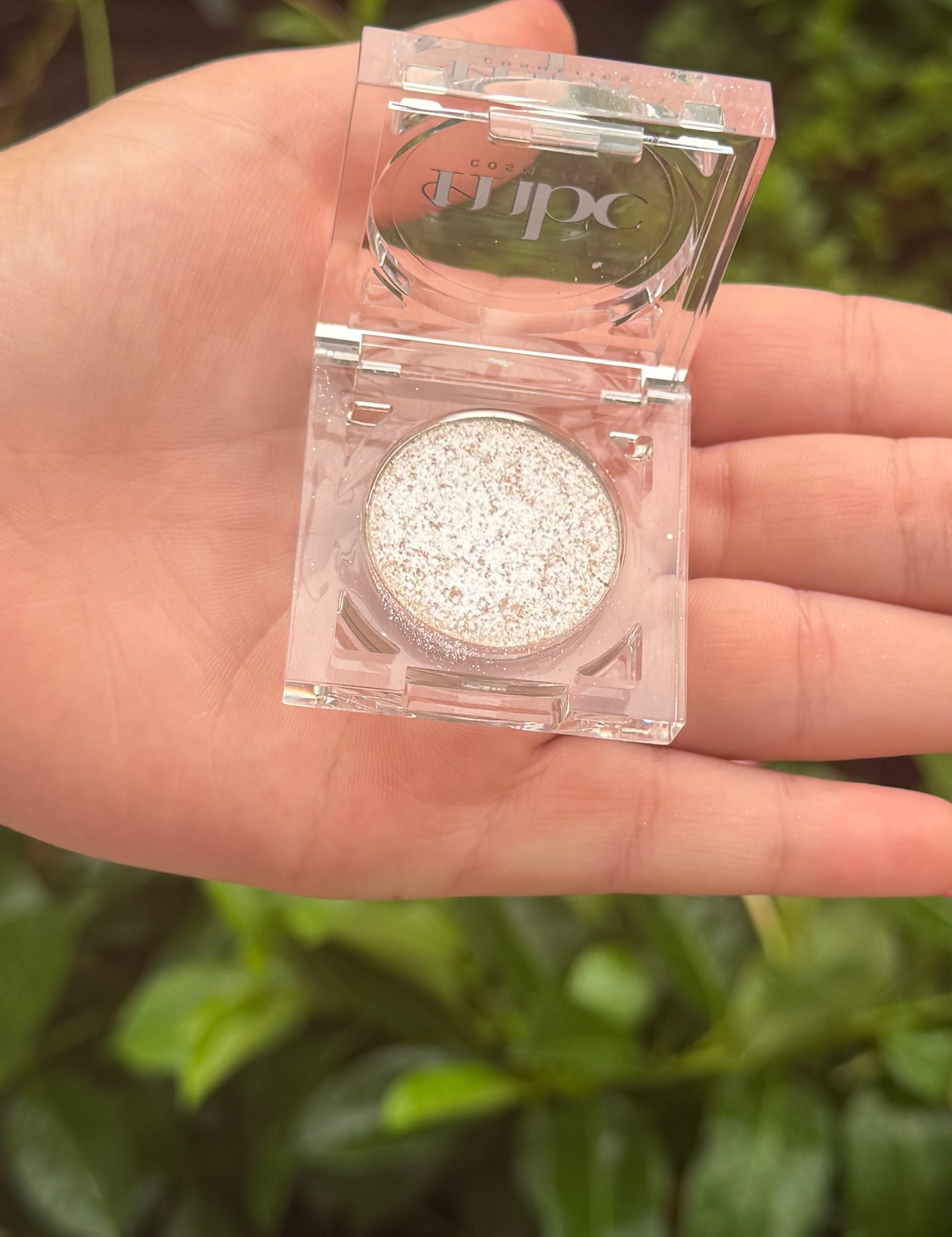 Luxe Pearl shadow